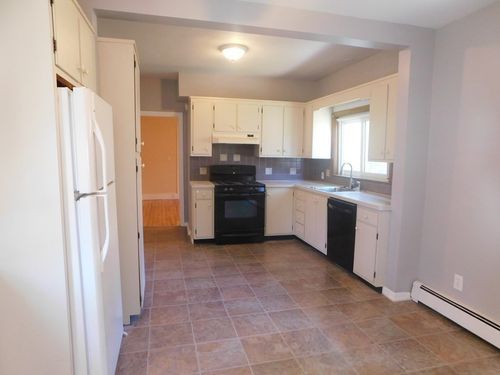 1-64 Brooks Ave, Newton, MA, 02460-1508 | Card Image