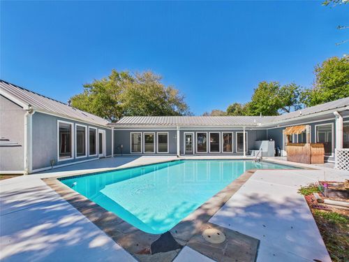 435 3rd St, San Leon, TX, 77539-2445 | Card Image