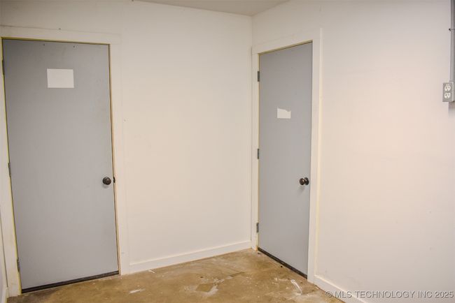 1201 N 4250 Rd, House other with 3 bedrooms, 2 bathrooms and null parking in Hugo OK | Image 23