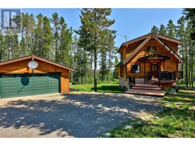 3801 Pineridge Dr, House other with 4 bedrooms, 3 bathrooms and 4 parking in Lac Le Jeune BC | Image 2