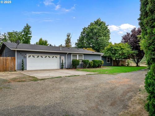 580 Nw Quarry Rd, Albany, OR, 97321-1556 | Card Image