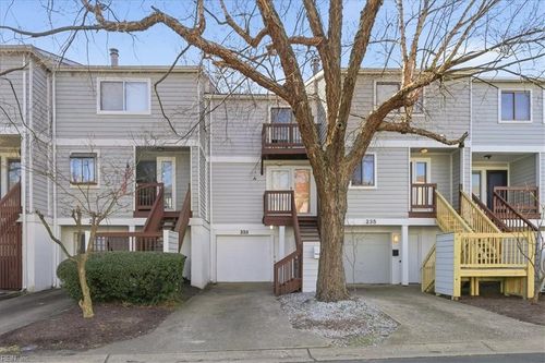 233 Mill Point Dr, Hampton, VA, 23669-3510 | Card Image