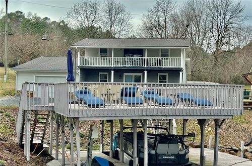 103 Curran Point Dr, Norwood, NC, 28128-6586 | Card Image