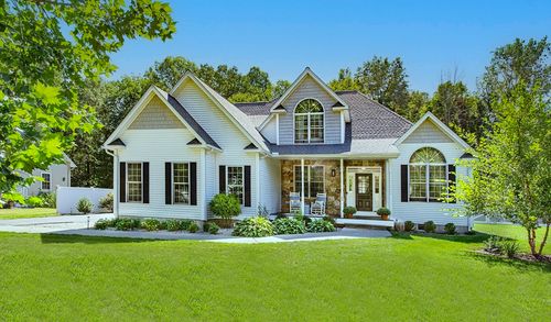 133 Cardinal Way, Northampton, MA, 01062-9201 | Card Image
