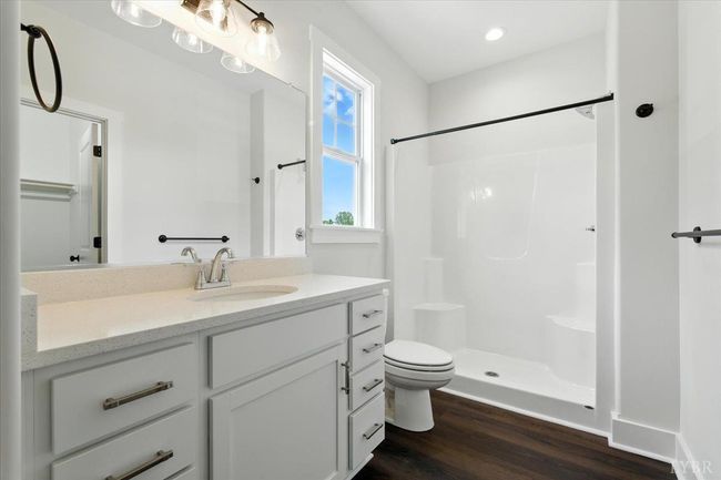 8666 Hat Creek Rd, House other with 3 bedrooms, 2 bathrooms and null parking in Brookneal VA | Image 23