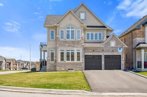 1422 Broderick St, Innisfil, ON, L9S0P4 | Card Image