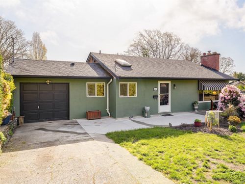 3615 Doncaster Dr, Victoria, BC, V8P3W5 | Card Image