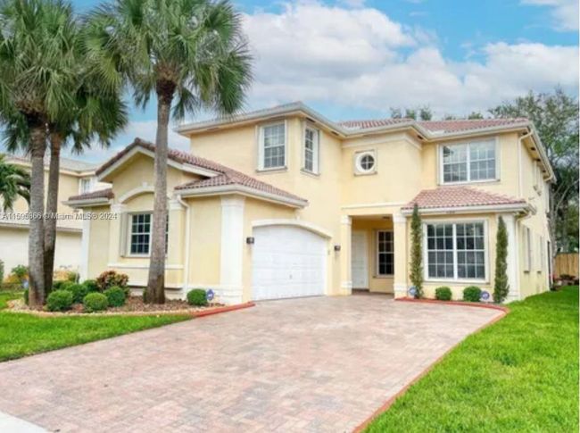 13151 Sw 45th Dr, House other with 6 bedrooms, 3 bathrooms and null parking in Miramar FL | Image 1