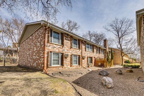 apt-3-4584 Cedar Lake Rd S, Saint Louis Park, MN, 55416-3733 | Card Image