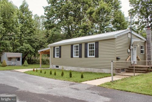 107 17th St, Coal Township, PA, 17866-1001 | Card Image