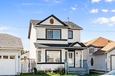 210 Saratoga Close Ne, House detached with 4 bedrooms, 2 bathrooms and 4 parking in Calgary AB | Image 3