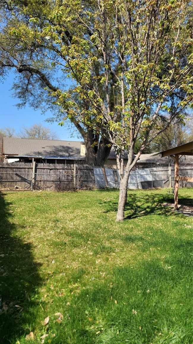 109 Cimarron Ln, House other with 3 bedrooms, 2 bathrooms and null parking in Arlington TX | Image 27