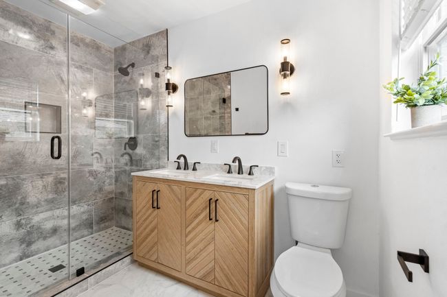 6615 Hialeah Dr, House other with 4 bedrooms, 3 bathrooms and null parking in Dallas TX | Image 29