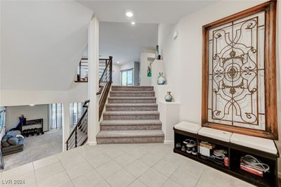 8603 Kaleidoscope Bay Street, House other with 5 bedrooms, 2 bathrooms and null parking in Las Vegas NV | Image 3