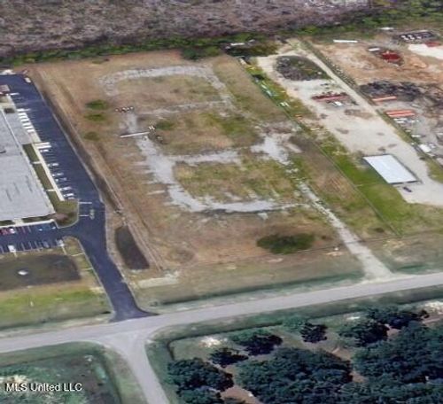 5080 A Ave, Long Beach, MS, 39560-9633 | Card Image