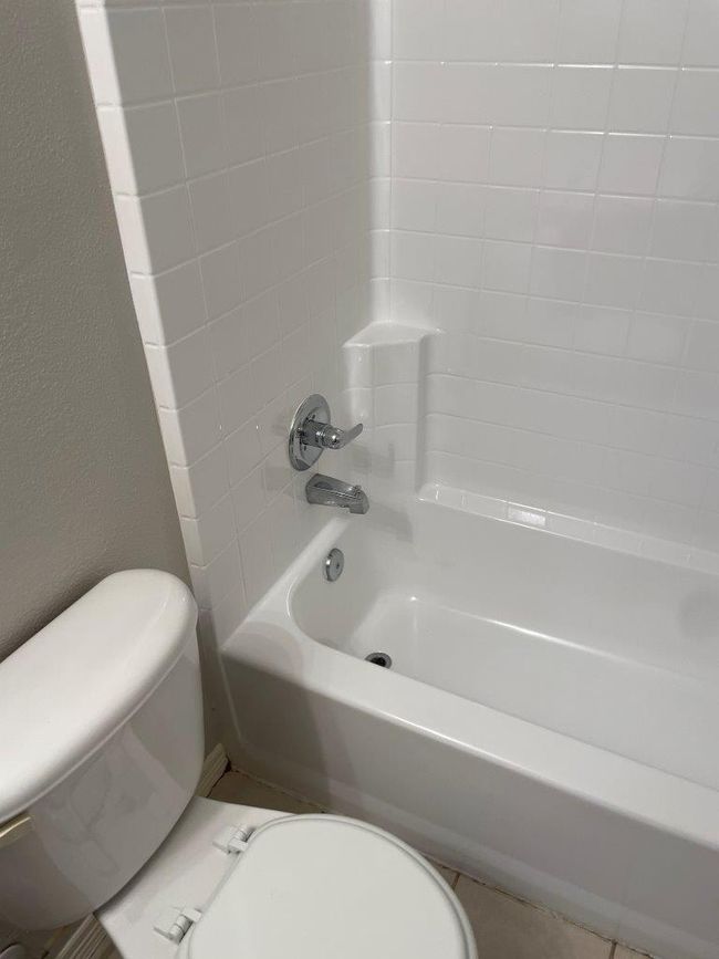 827 Chase View Dr, House other with 4 bedrooms, 3 bathrooms and 2 parking in Bacliff TX | Image 28