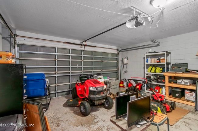 6301 W Highway 326, House other with 3 bedrooms, 2 bathrooms and null parking in Ocala FL | Image 36