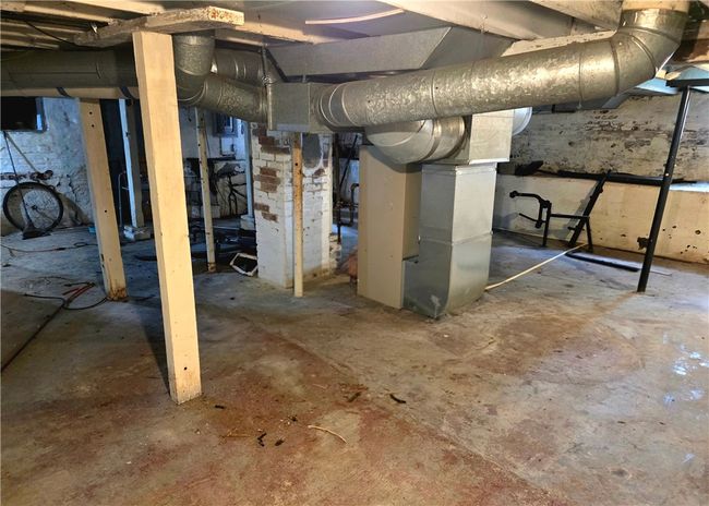 310 N Ellen St, House other with 2 bedrooms, 1 bathrooms and null parking in Homer IL | Image 15