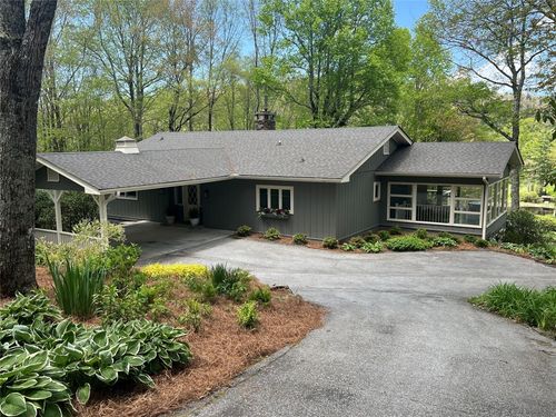 100 Mountain Ash Ln, Highlands, NC, 28741-7343 | Card Image
