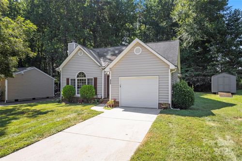 2710 Cedar Chase Dr, Matthews, NC, 28105-0766 | Card Image