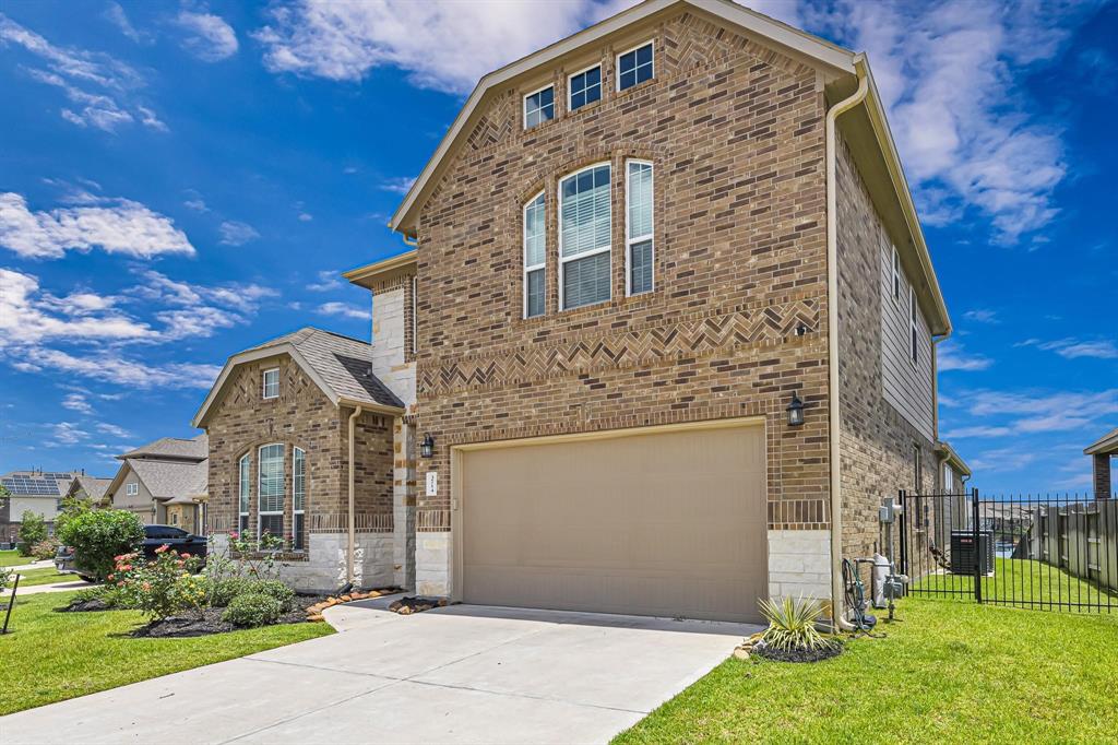 Lake Varano Cir, Katy, TX 77493
