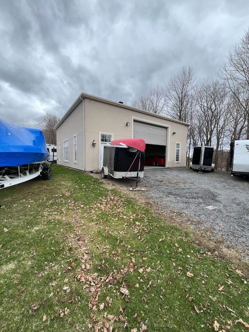 3304 Wilhaven Drive, Orleans - Cumberland and Area, ON, K4C1K4 | Card Image