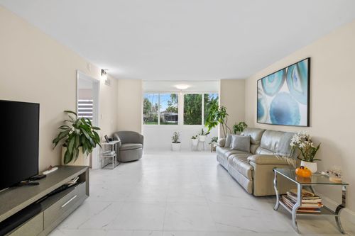 apt-103-9660 Sunrise Lakes Blvd, Sunrise, FL, 33322-1107 | Card Image