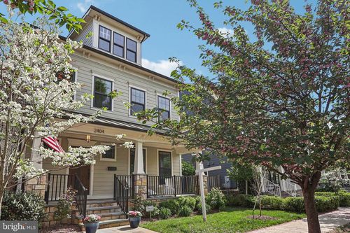 2404 16th St N, ARLINGTON, VA, 22201-3312 | Card Image