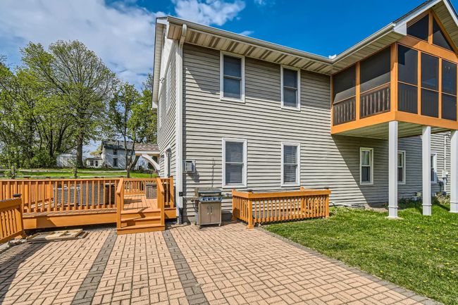 Patio and deck | Image 23