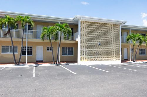 e109-19417 Gulf Blvd, INDIAN SHORES, FL, 33785-2216 | Card Image