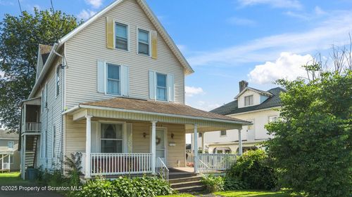 314 E Drinker St, Dunmore, PA, 18512-2436 | Card Image