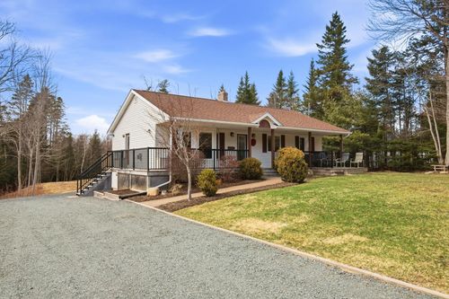 6 Cumberland Way, Windsor Junction, NS, B2T1H4 | Card Image