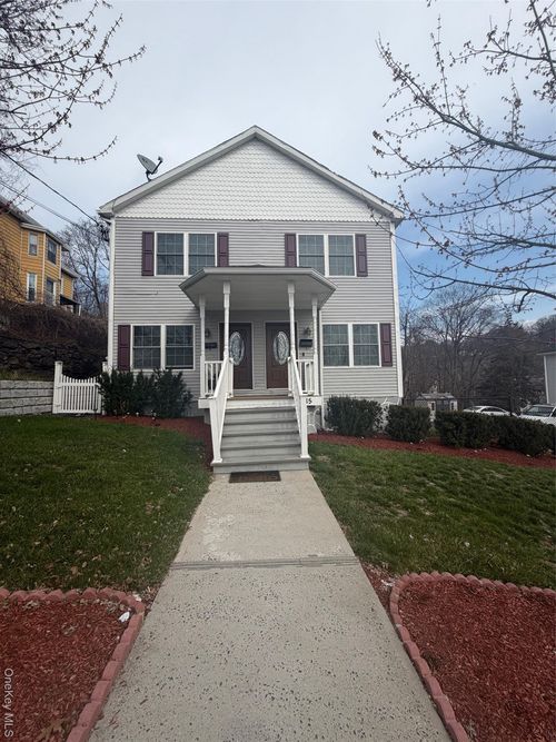 115 A High St, Peekskill, NY, 10566-2809 | Card Image