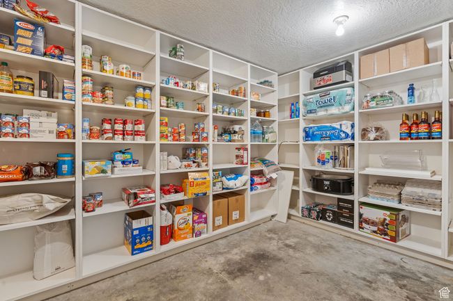 View of pantry | Image 40
