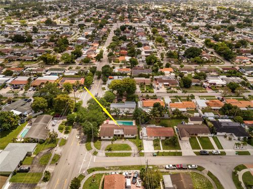 11335 Nw 59th Ct, Hialeah, FL, 33012-6509 | Card Image