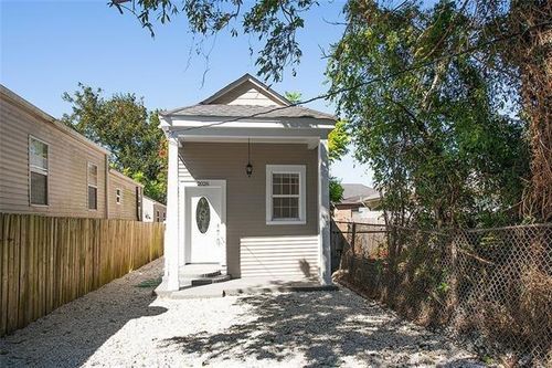 2026 Joliet St, New Orleans, LA, 70118-1504 | Card Image