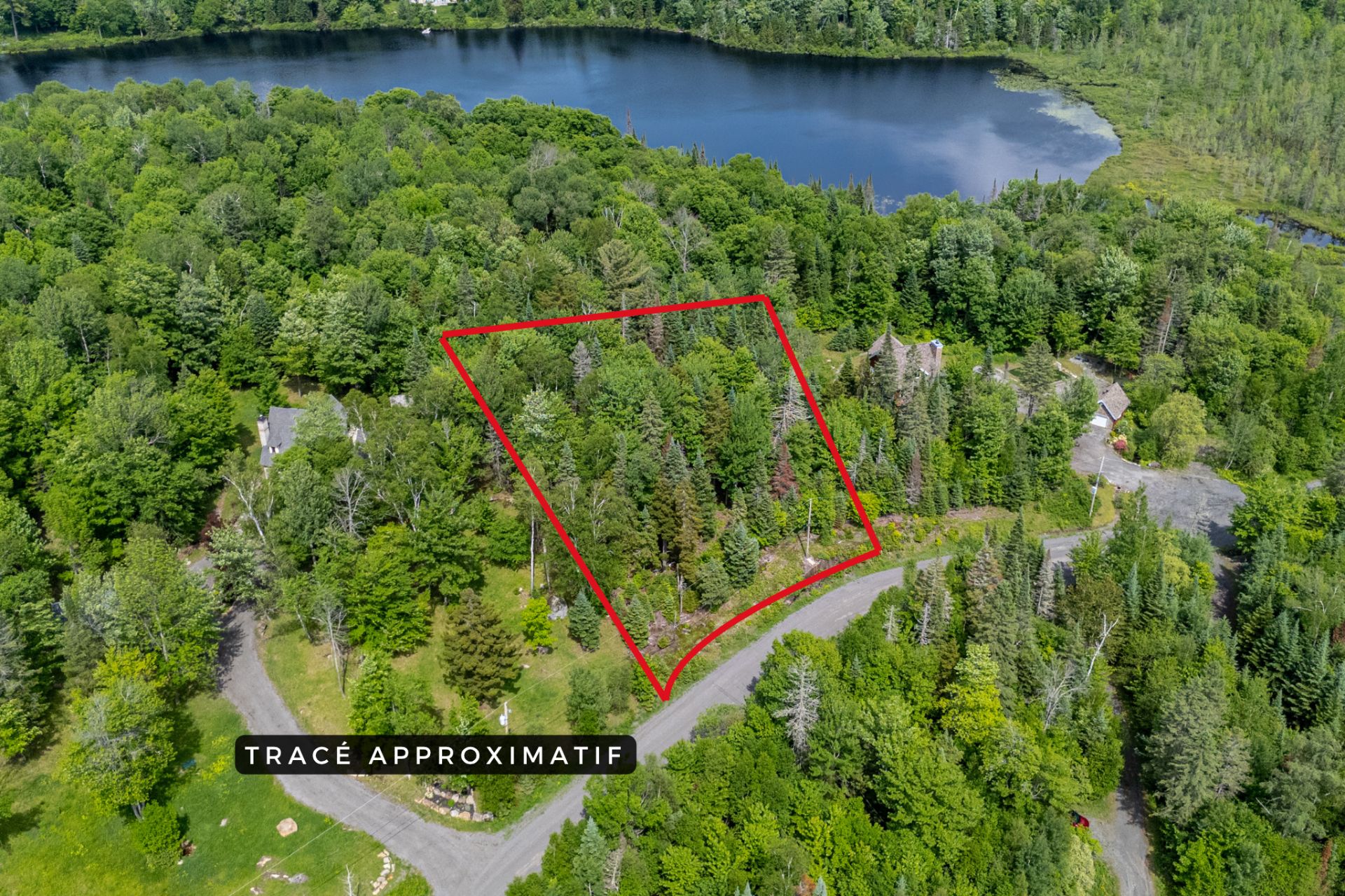 Land in Saint-Sauveur 3