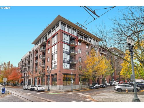 521-1030 Nw Johnson St, Portland, OR, 97209-3065 | Card Image