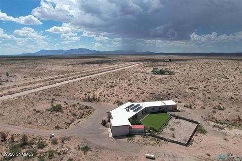22445 Solo Runway Se, Deming, NM, 88030-1815 | Card Image