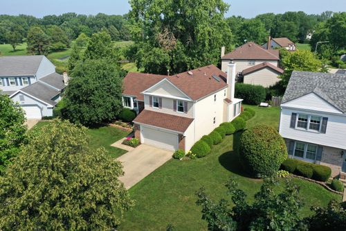 412 Chateau Dr, Buffalo Grove, IL, 60089-6708 | Card Image