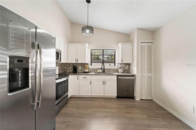 9785 Piney Point Cir, House other with 3 bedrooms, 2 bathrooms and null parking in Orlando FL | Image 16