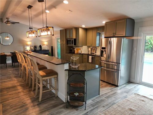 323 Sw Ridge Ln, Stuart, FL, 34994-7127 | Card Image