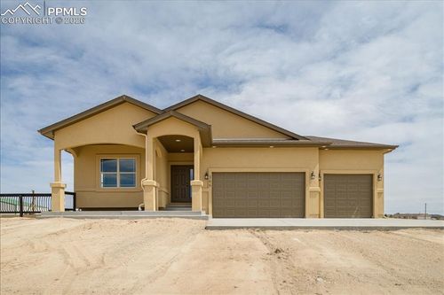 366 N Desert Cove Dr, Pueblo West, CO, 81007-2500 | Card Image