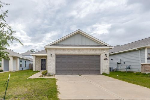 16666 Moss Ln, Porter, TX, 77365-7355 | Card Image