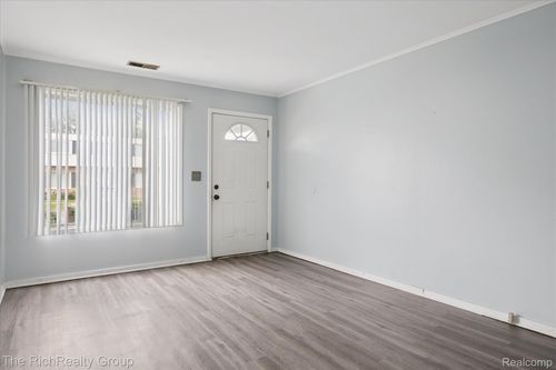 407 Estrada Dr, Belleville, MI, 48111-2991 | Card Image