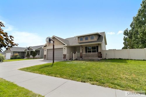 354 Oaktrail Dr, Rexburg, ID, 83440-2575 | Card Image