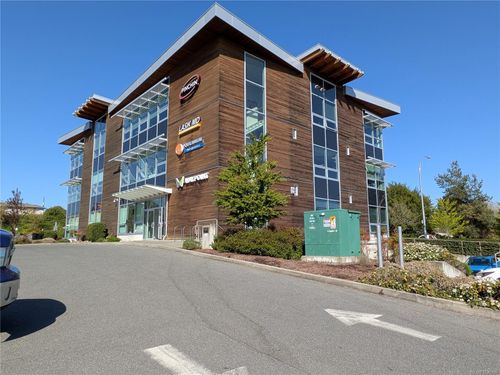 302-3645 Tillicum Rd, Saanich, BC, V8Z4H7 | Card Image