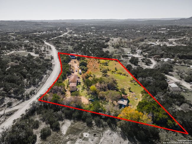 989 Oil Wl, Home with 3 bedrooms, 2 bathrooms and null parking in Pipe Creek TX | Image 89