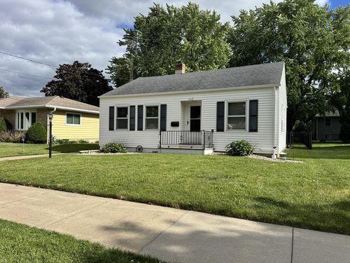 1117 Adams Avenue, OSHKOSH, WI, 54902 | Card Image