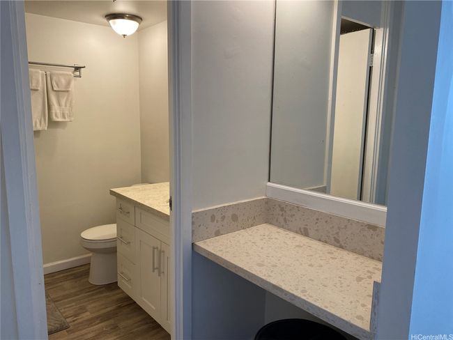 Bathroom | Image 8
